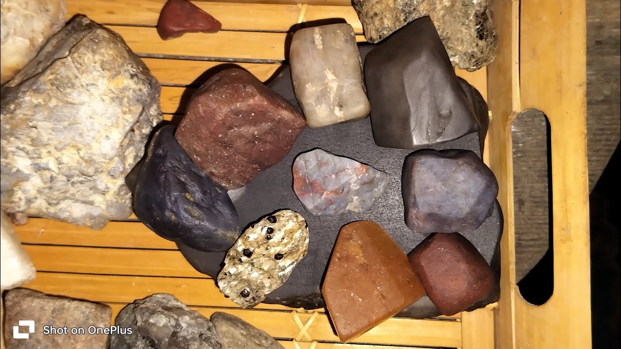 Cheap and Simple Tips to help identify rough Gemstones , Sapphires, Ruby's, garnets 🔥 💎 🔥 💎!!!