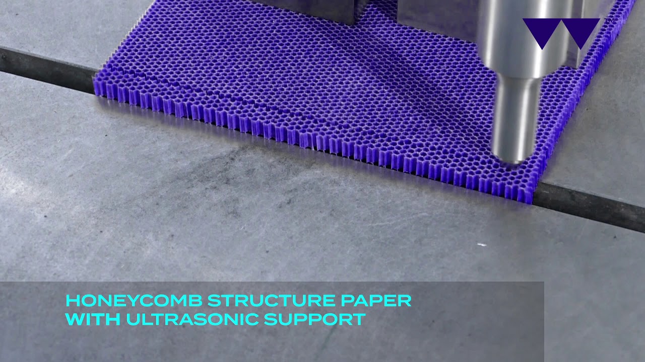 Cutting composite materials with Ultrasound
