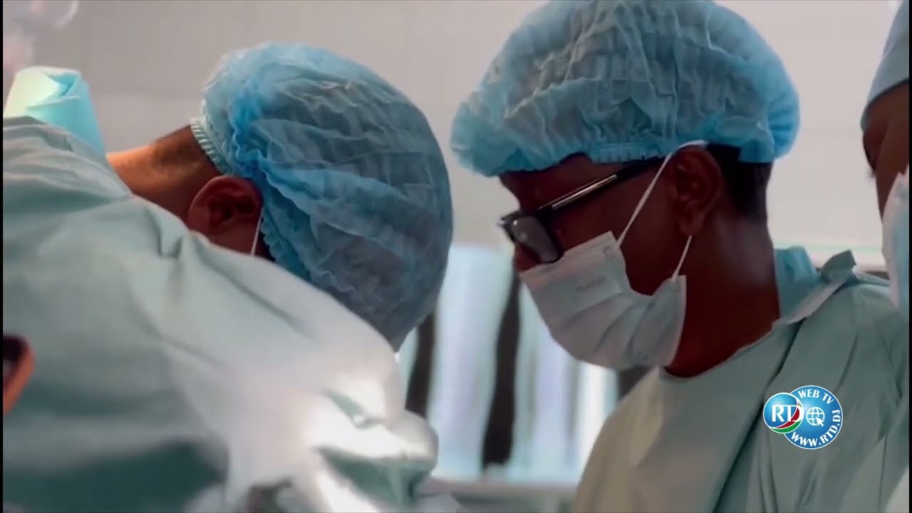 Les médecins Djiboutiens apportent les premiers soins aux blessés à l’hôpital Médina.