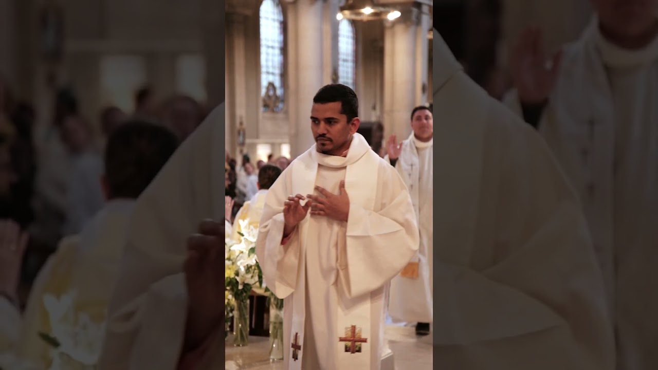 15 j&eacute;suites ont &eacute;t&eacute; ordonn&eacute;s pr&ecirc;tre et diacres par Mgr Laurent Ulrich. [Ordination du 26/04]