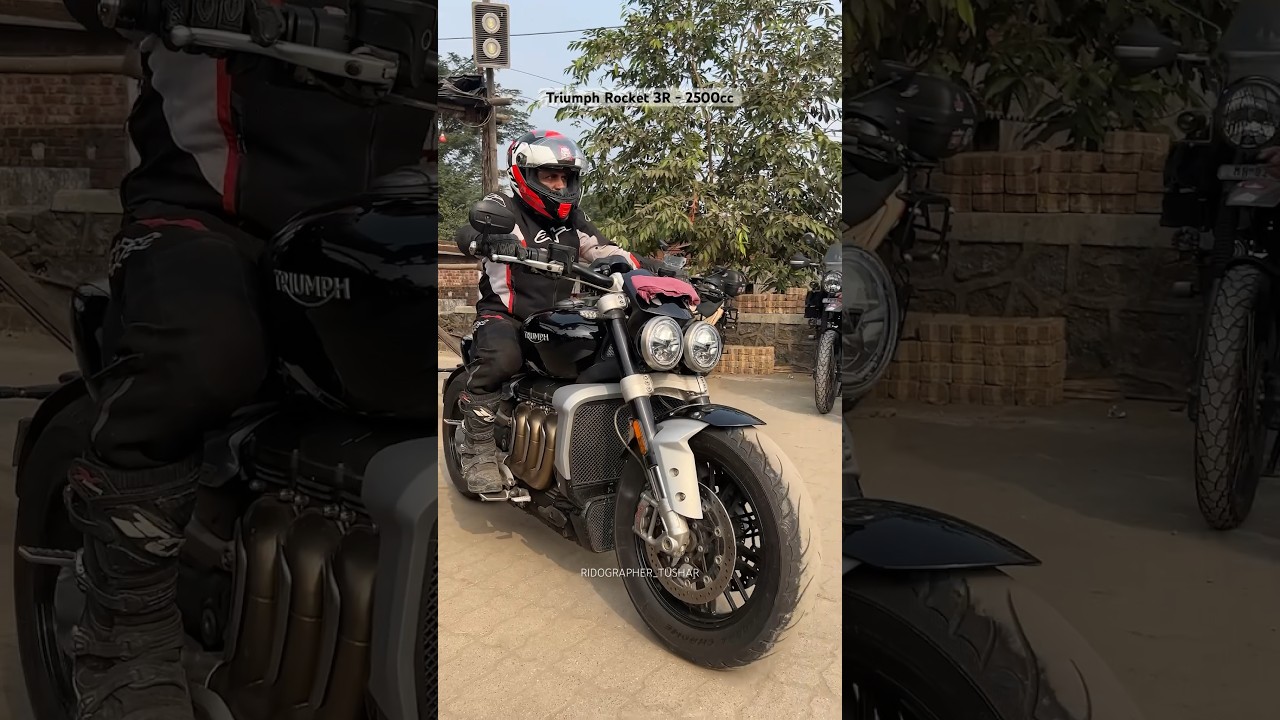 Triumph Rocket 3R - 2500cc