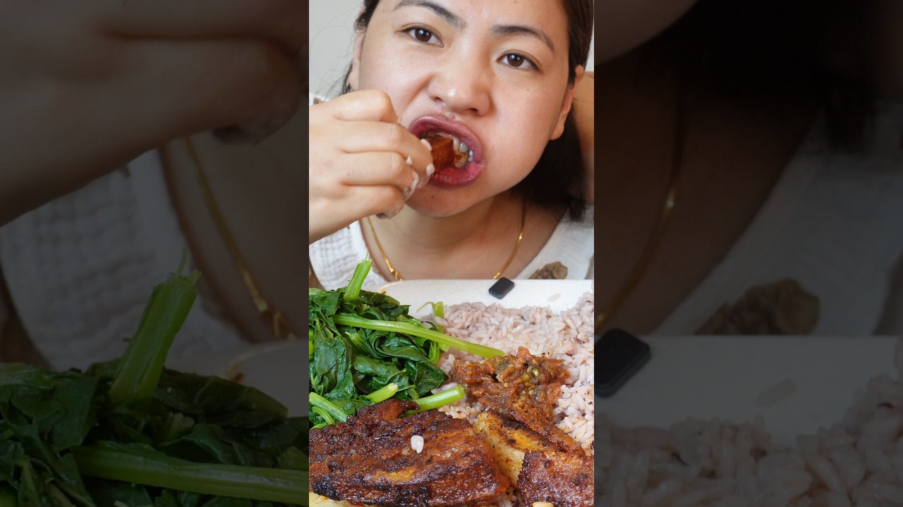 Crispy Pork Eating #food #porkbelly #mukbang