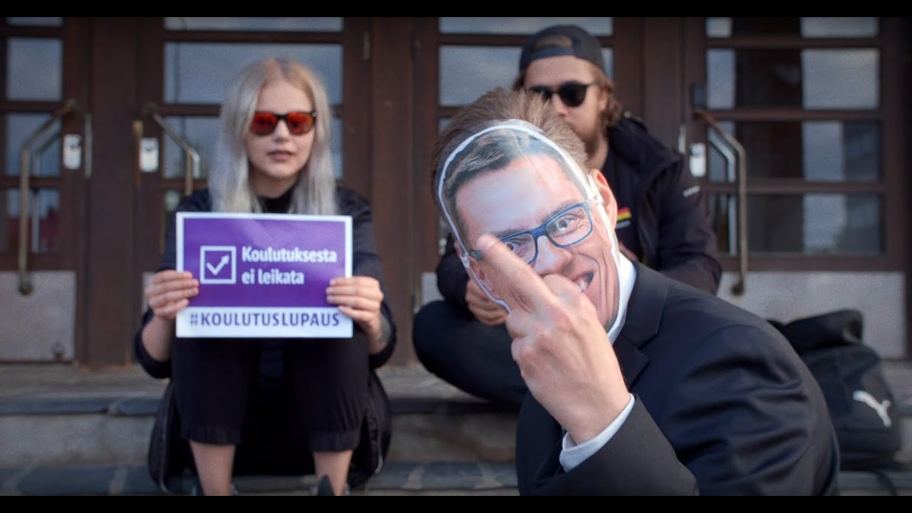 Kuolleen Huoran Kukkamekko - Valtion Velka [Official Video]