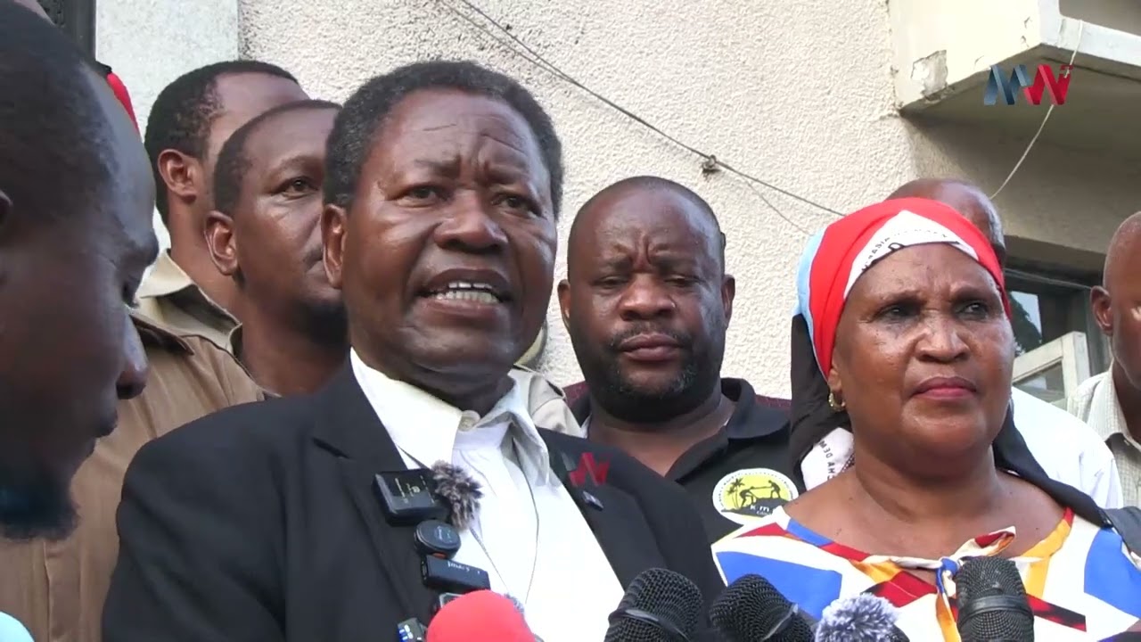 WAKILI WA LISSU BALAA AWAVUA NGUO MASHAHIDI, POLISI AJIKATAA, HAJUI PGO, AMTWANGA ZA USO BILA HURUMA
