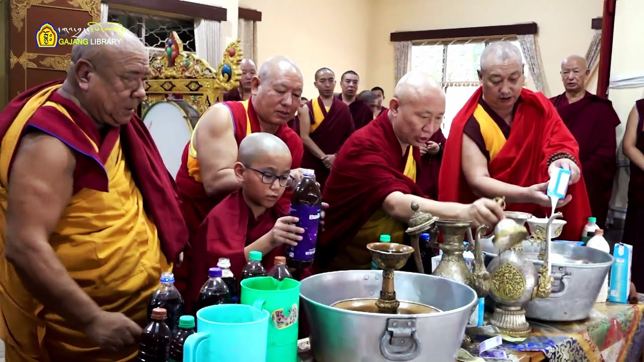 དཔལ་ལྡན་ལྷ་མོའི་མཚན་ཚོགས་ཆེན་མོའི་བརྙན་ཐུང་།  Prayer | protector Palden Lhamo