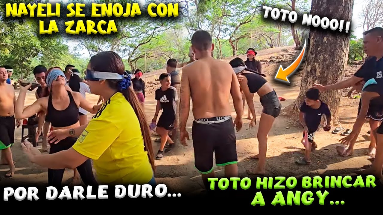 Zarca se confundió de juego y agarra a yinasos a Nayeli. Le dicen a Toto que le baje un poco.