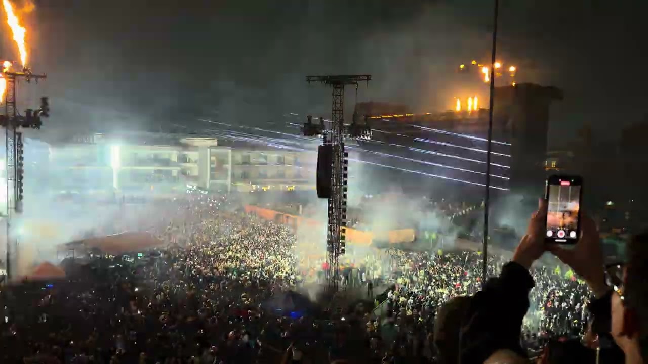 El Apag&oacute;n - Bad Bunny - DeB&Iacute; TiRAR M&aacute;S FOToS World Tour - Estadio GNP