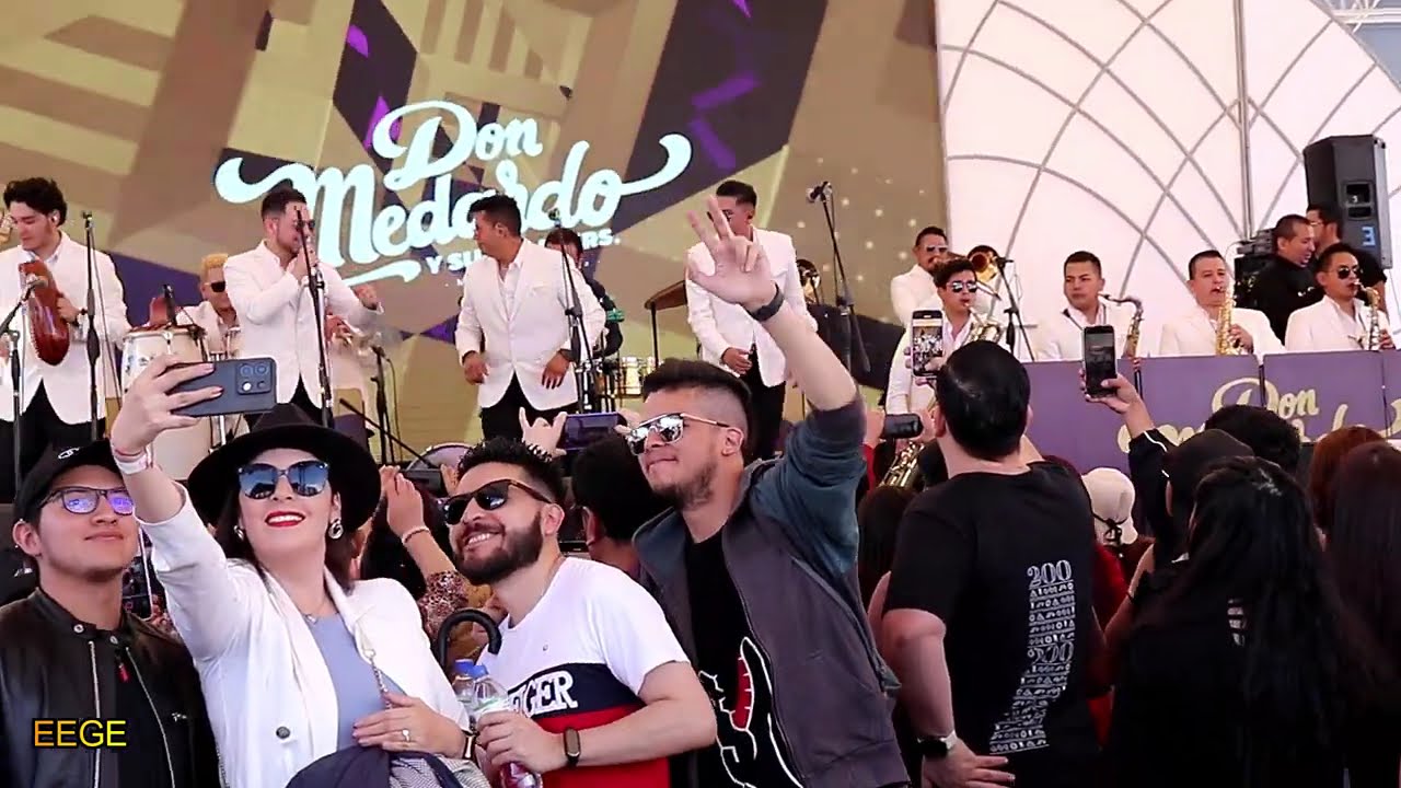 La Novia Esquina de Pérez Cumbia Chonera Agua de cu Don Medardo y sus Players Mauricio Luzuriaga