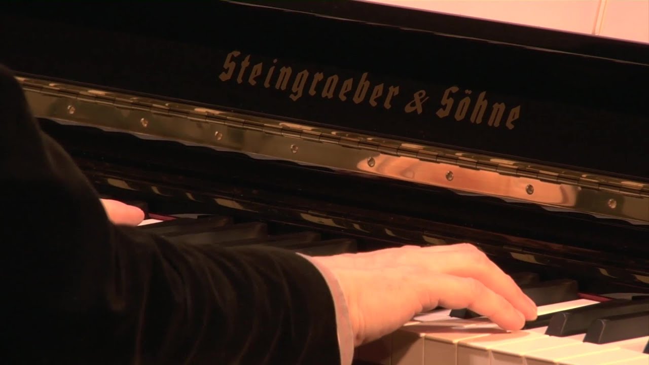 Steingraeber Upright Piano 138 K