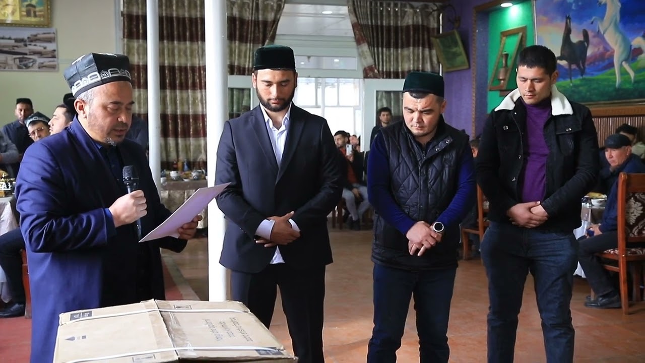 BULOQBOSHI IMOM NOIBI AMURULLOX QORINI O'Z TO'YIDA MUSULMONLAR IDORASI TOMONIDAN TAQDIRLASHDI