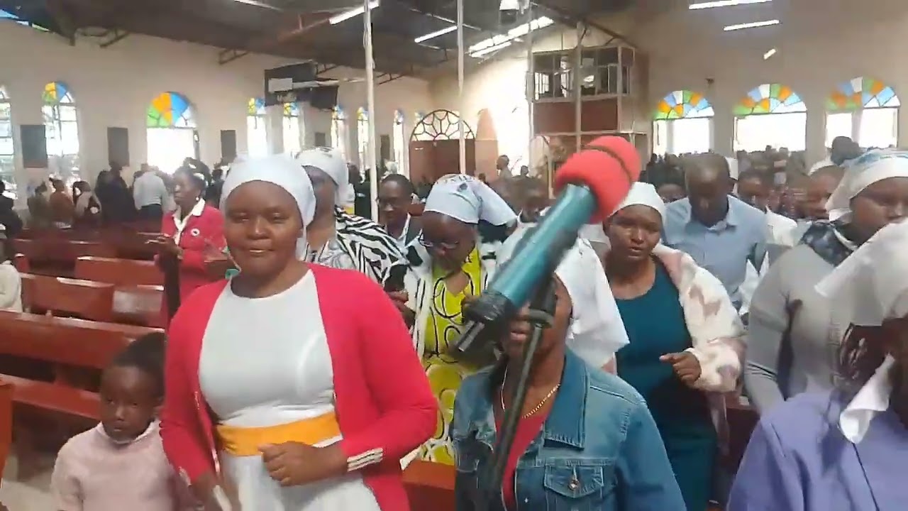 TIKETI YA MBINGUNI LIVE PERFORMANCE NA VICTOR MURISHHIWA