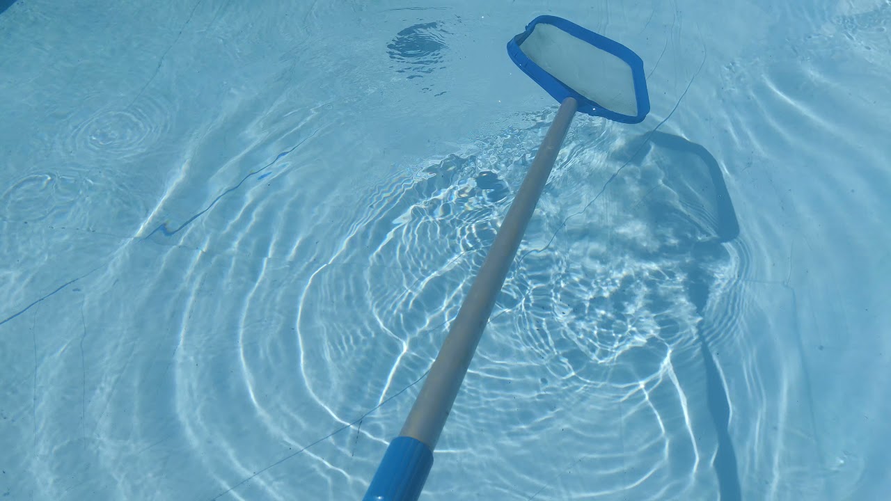 Cum să menții apa cristalină in piscină toată vara!