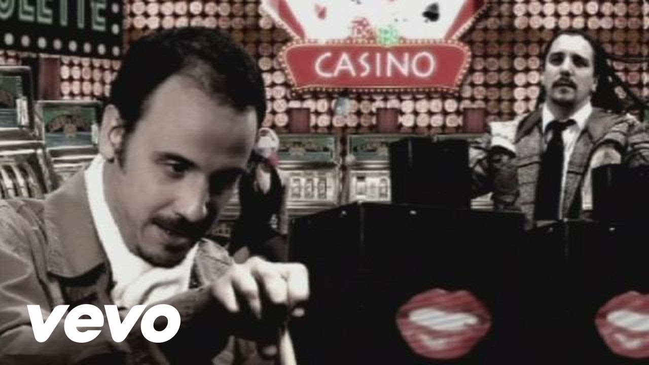 De Bueyes - Un Dicho Popular (Official Video)