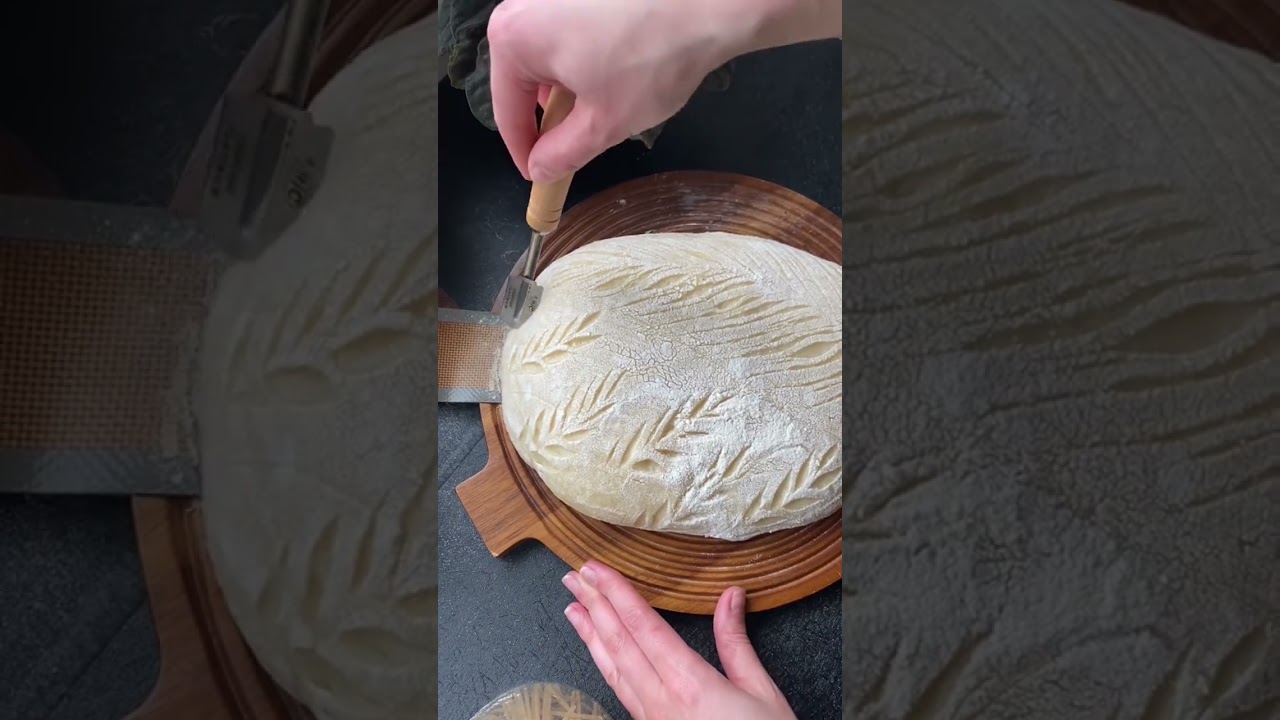 Step by step how to score overproofed #sourdough  loaf  #bakingtips #breadlover #sourdoughscoring
