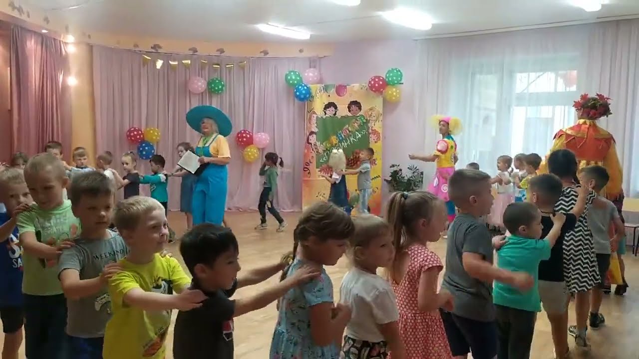 1 сентября в Детском саду для Старшей и Подготовительной групп «Путешествие в страну Знаний»