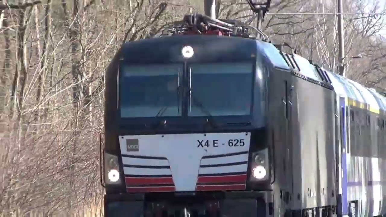Horn of Intercity with Vectron X4E 625  