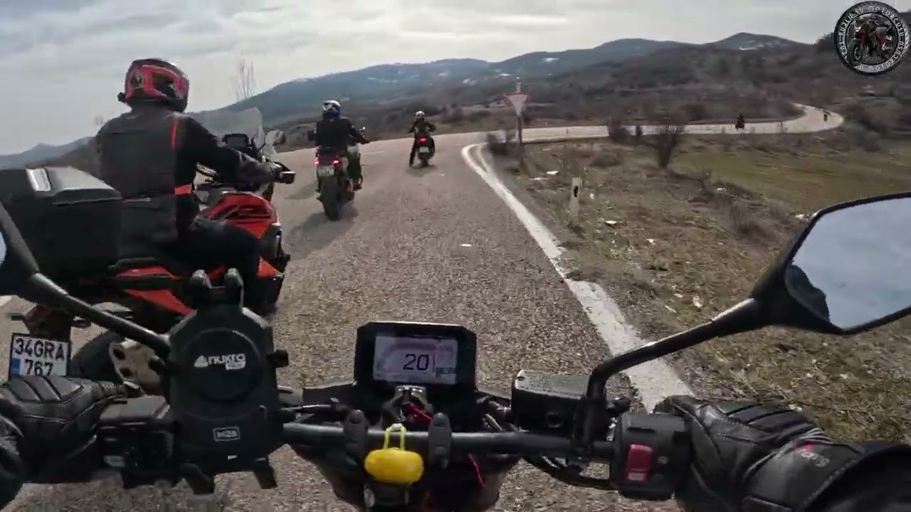 15.02.2026'da güneşli bir kış gününü gören gelmiş! #shorts #motovlog #motorcycle #automobile #keşfet