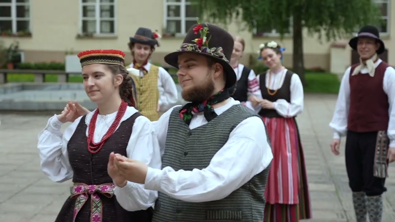 Marčpiečio aplinkinis | 