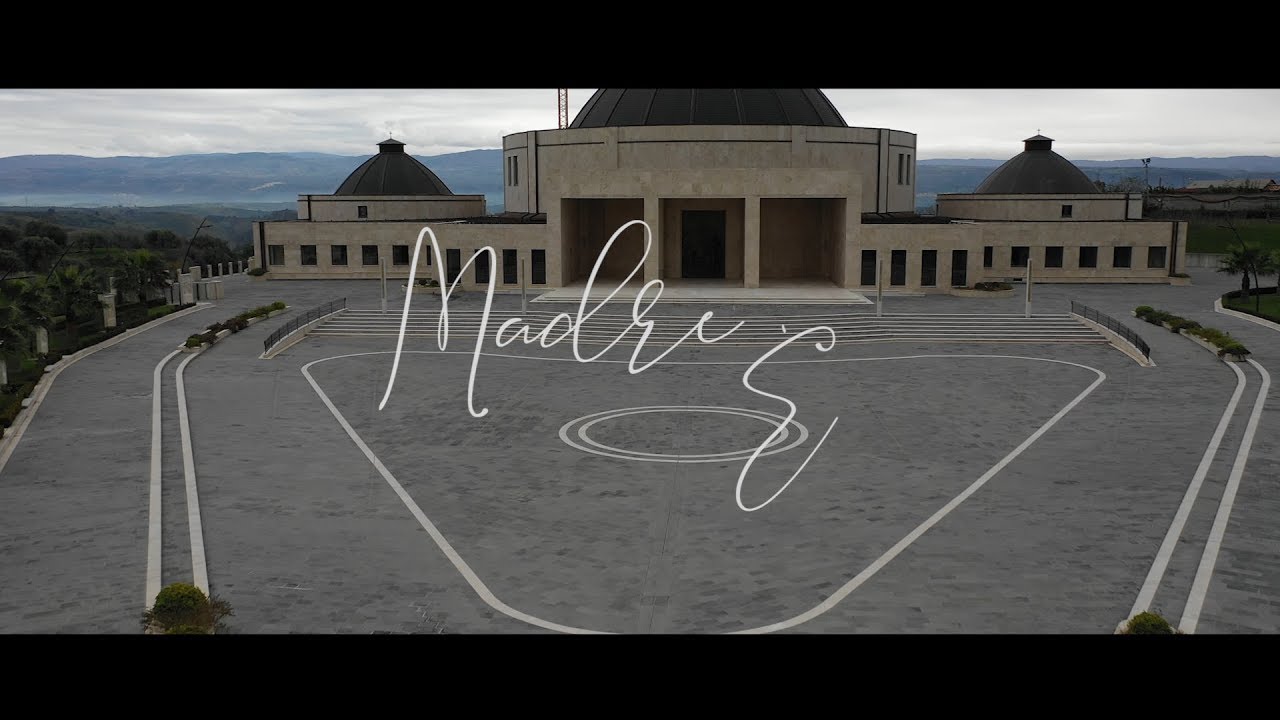 Madre è - DAJANA [Official Video] Brano dedicato a Mamma Natuzza