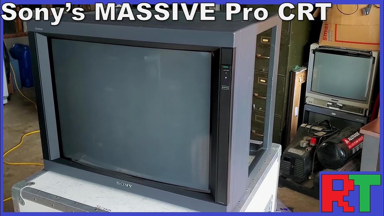 Самый большой ЭЛТ-монитор, который всё ещё используется: монитор Sony PVM 2950Q Trinitron Pro