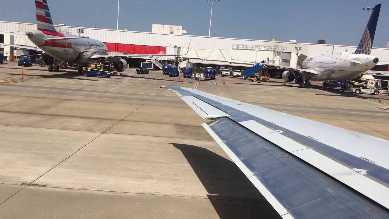 American Airlines MD80 Full Flight Atlanta to Chicago