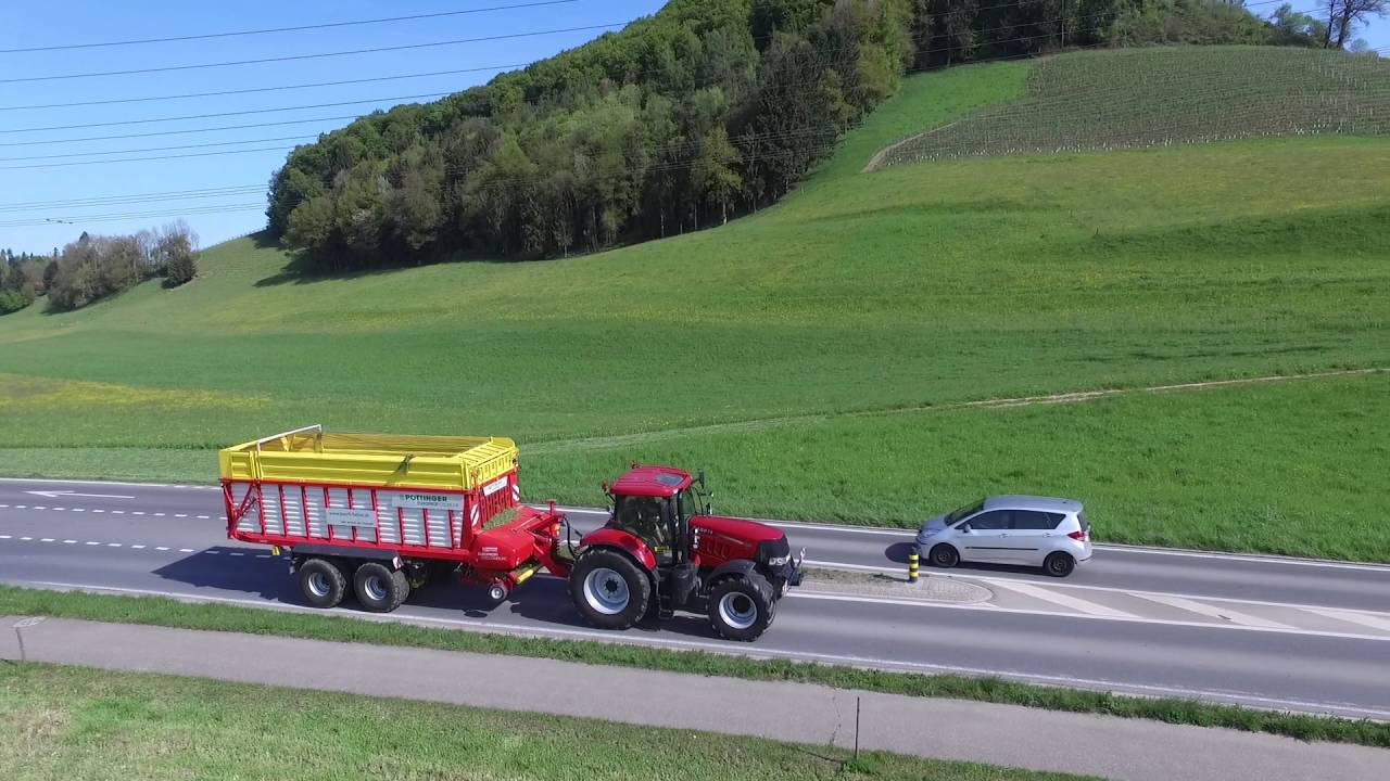 Grasernte f&uuml;r Trocknungsanlage ( B&uuml;rli )