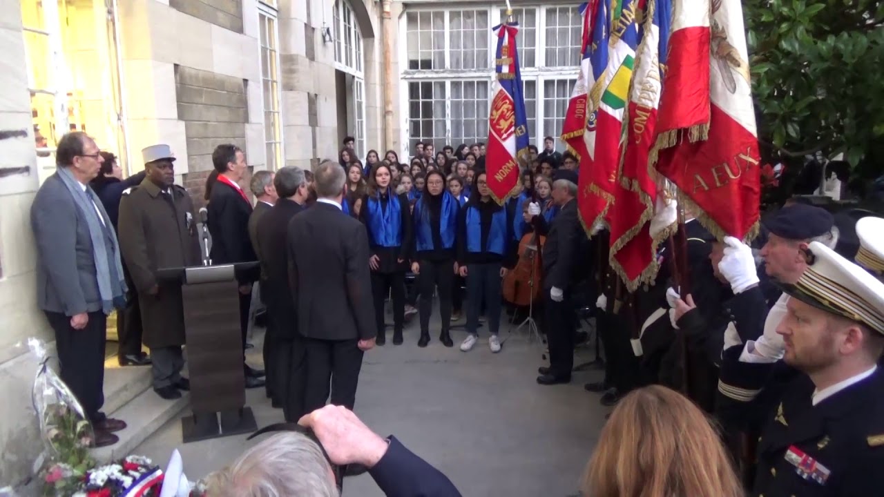 Hymnes Russe et Français par la Chorale de Janson