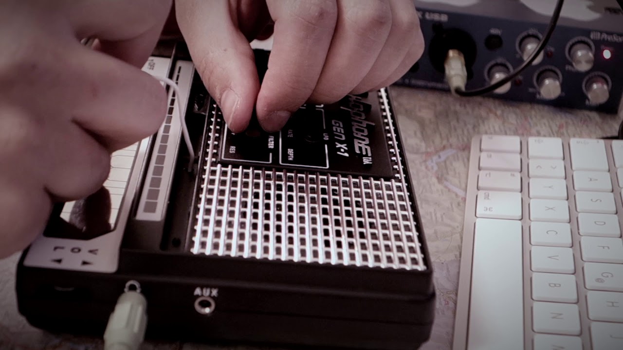 Stylophone gen x-1  - L'amour Toujours (cover)