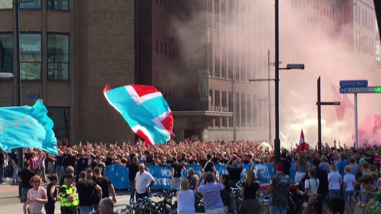 Mijn vader die werkte bij Philips, Van Philips die branden het best [Chant/Song PSV Eindhoven]