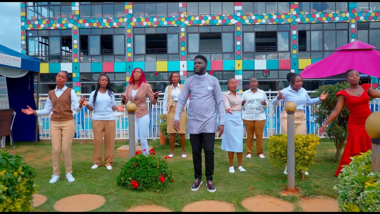 TUTAOMBA MBINGU ZINENE || DAN PRAISE (OFFICIAL VIDEO)