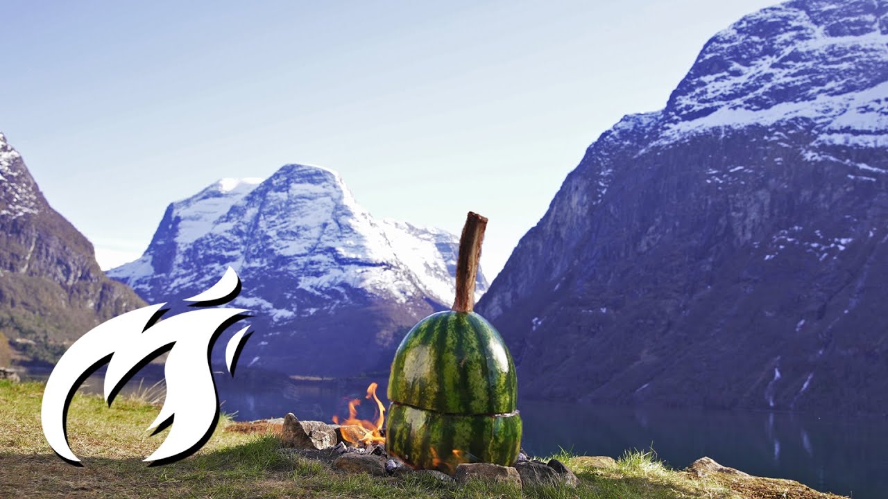 Как вы думаете, что скрывается в арбузе? 🔥🍉🤪 Fire Kitchen ASMR Style 🔥🔥