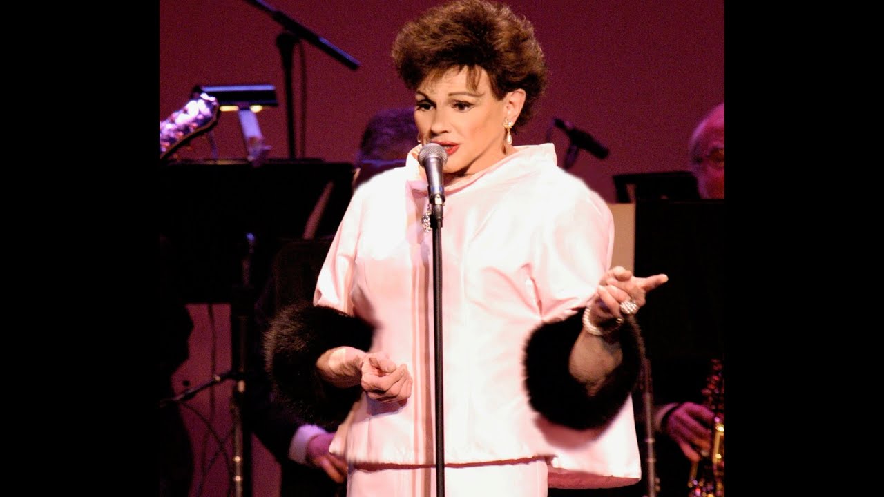 “ IM STILL HERE “ performed by Jim Bailey as Judy Garland