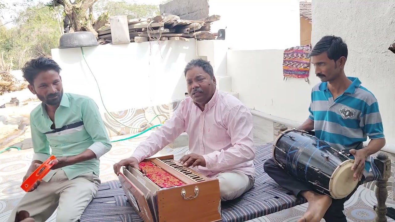 कुरजा राठोड़ी गीत सदाबहार स्वरलहरियां रजवाड़ी गायनकलाकार केलिए सम्पर्ककरें दिनेशकुमारकोरी 9929444351