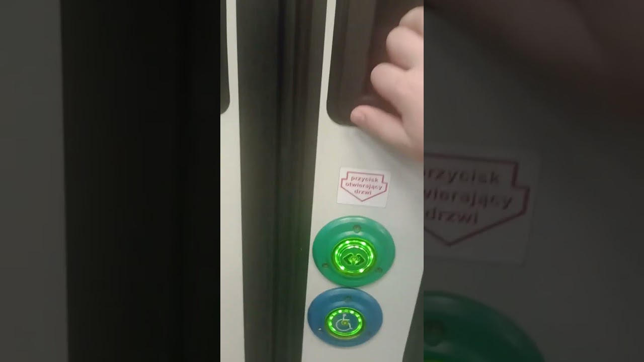 linia R80 trasa Warszawa Powązki- Warszawa Gdańska pełna linia to: Radom GL - Warszawa Gdańska