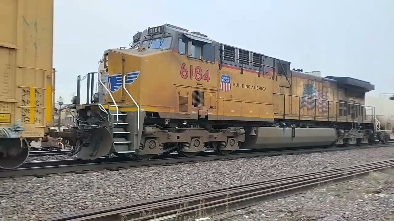 A Fallen Flag Duo On M-NPPR13
