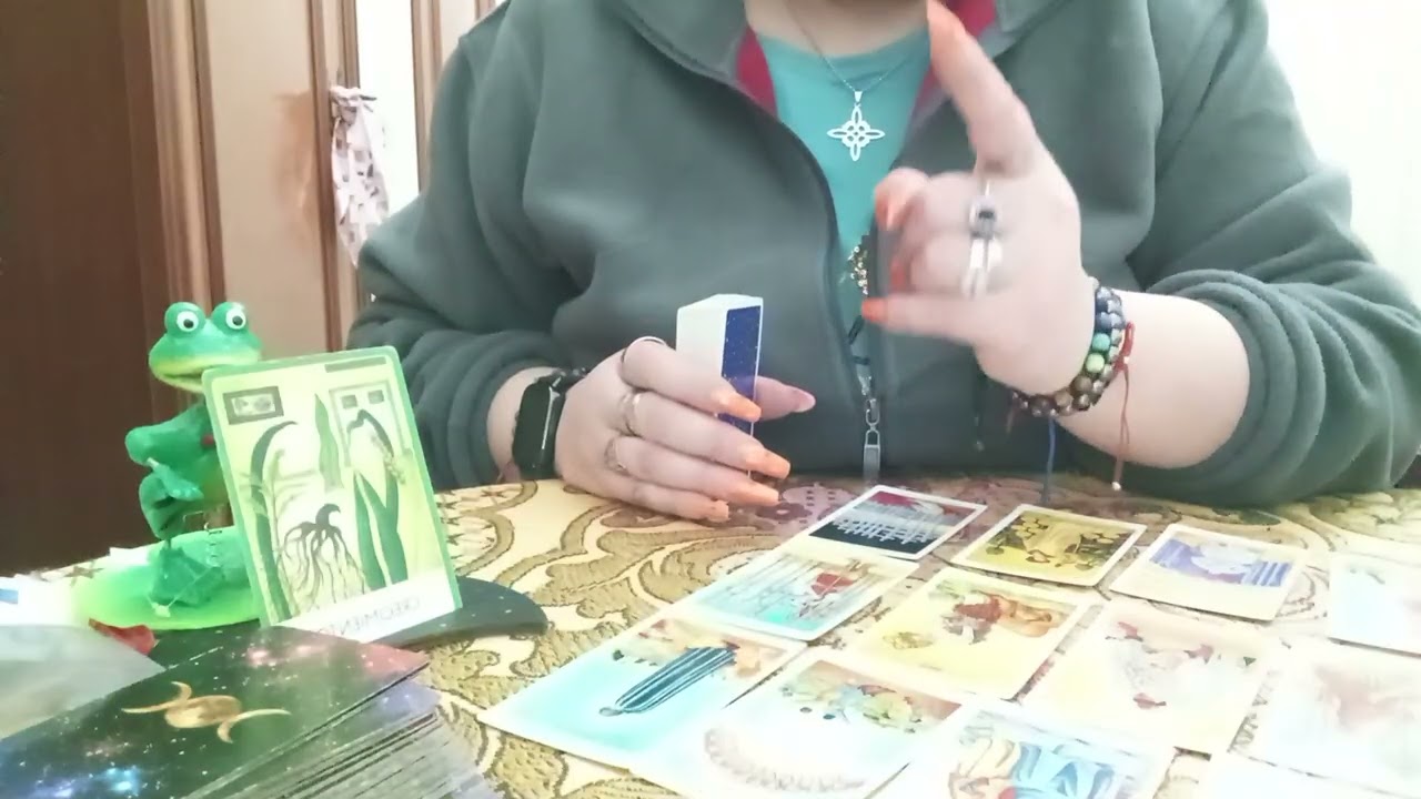Virgo 2 amores , uno de ellos te necesita está enfermo , tú prioridad es el dinero 🤑 y lo tendrás 