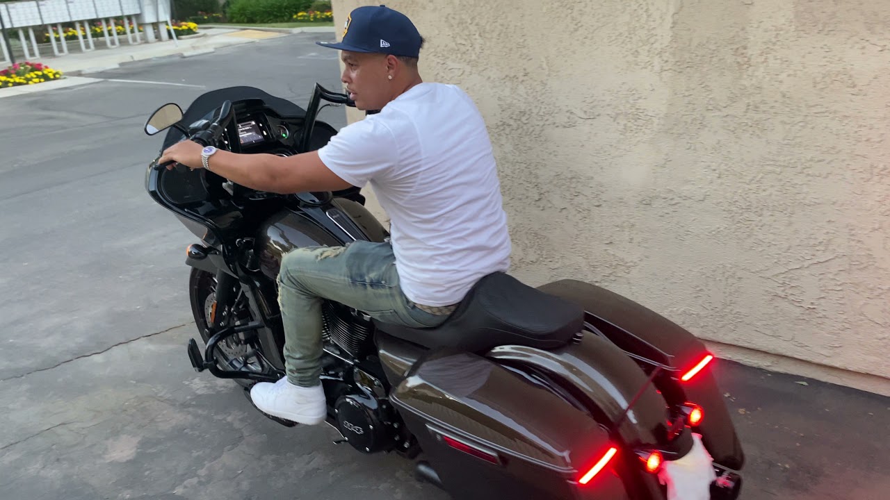 ROAD GLIDE 2020! Прекрасный HARLEY!!