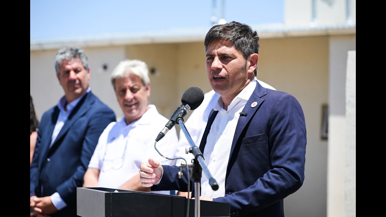 Kicillof recorrió los avances de las obras del plan hídrico en Bahía Blanca y entregó viviendas