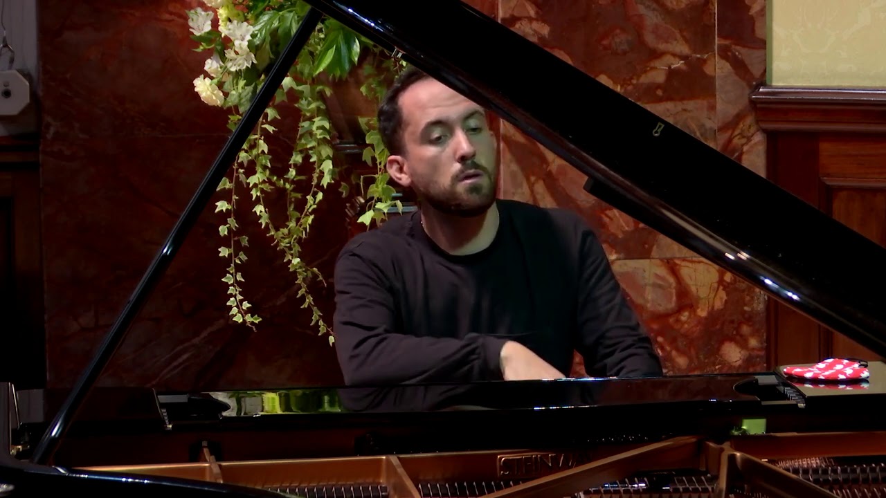 Igor Levit - Beethoven, Path&eacute;tique Op. 13 - Adagio cantabile