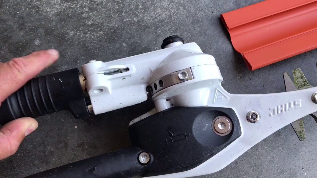 Кусторез STIHL 135 градусов. Редукторное крепление. Подходит для кусторезов с фиксированным и мно...