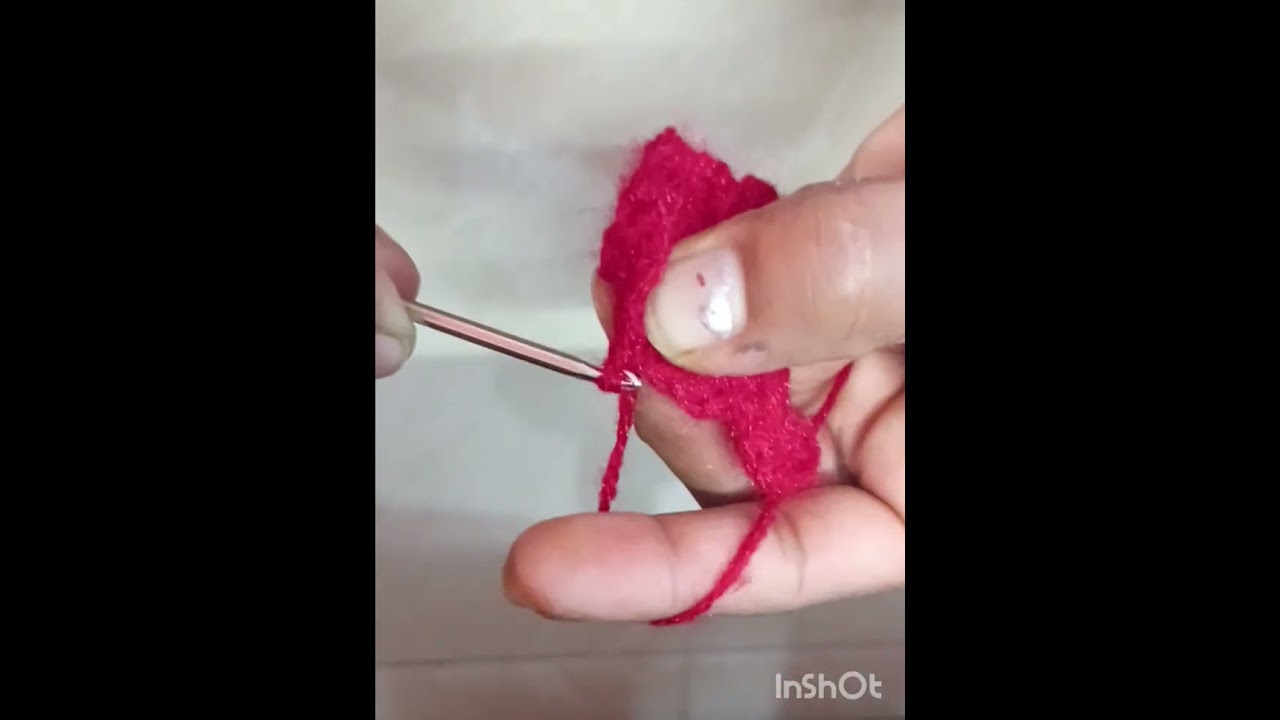 How to make a flower chain😍💓#crochet #lovcrochet#crocheting 