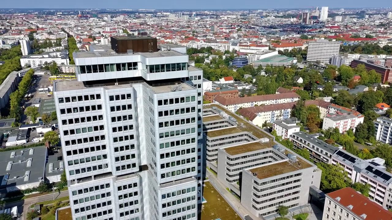 City Flight - Tower Turn - Railtrack - Orbital / Beltway - 4K Extended Version