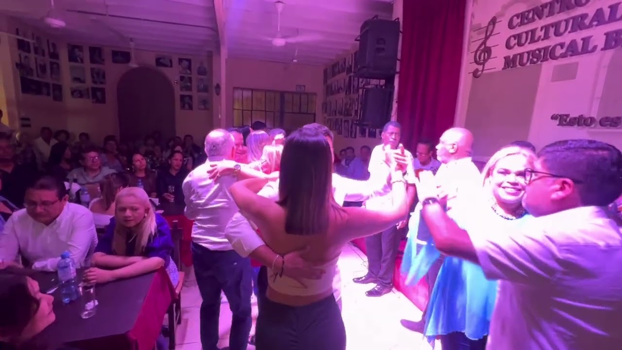Mix de valses Hermanos Valdelomar en Los viernes del Breña