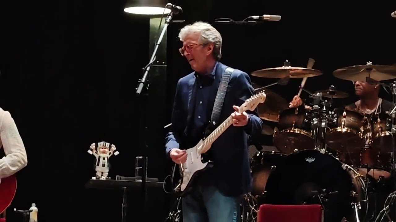 ERIC Clapton Live @ LDLC ARENA 2024