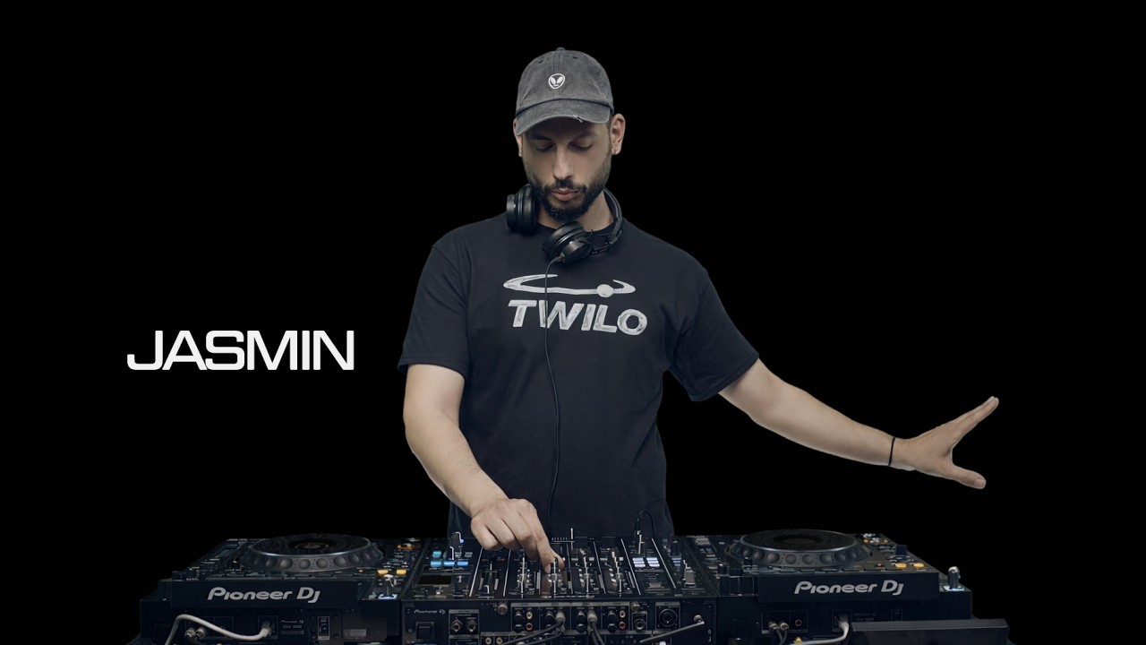 JASMIN | Techno DJ Set | UFO Sessions | April 2026