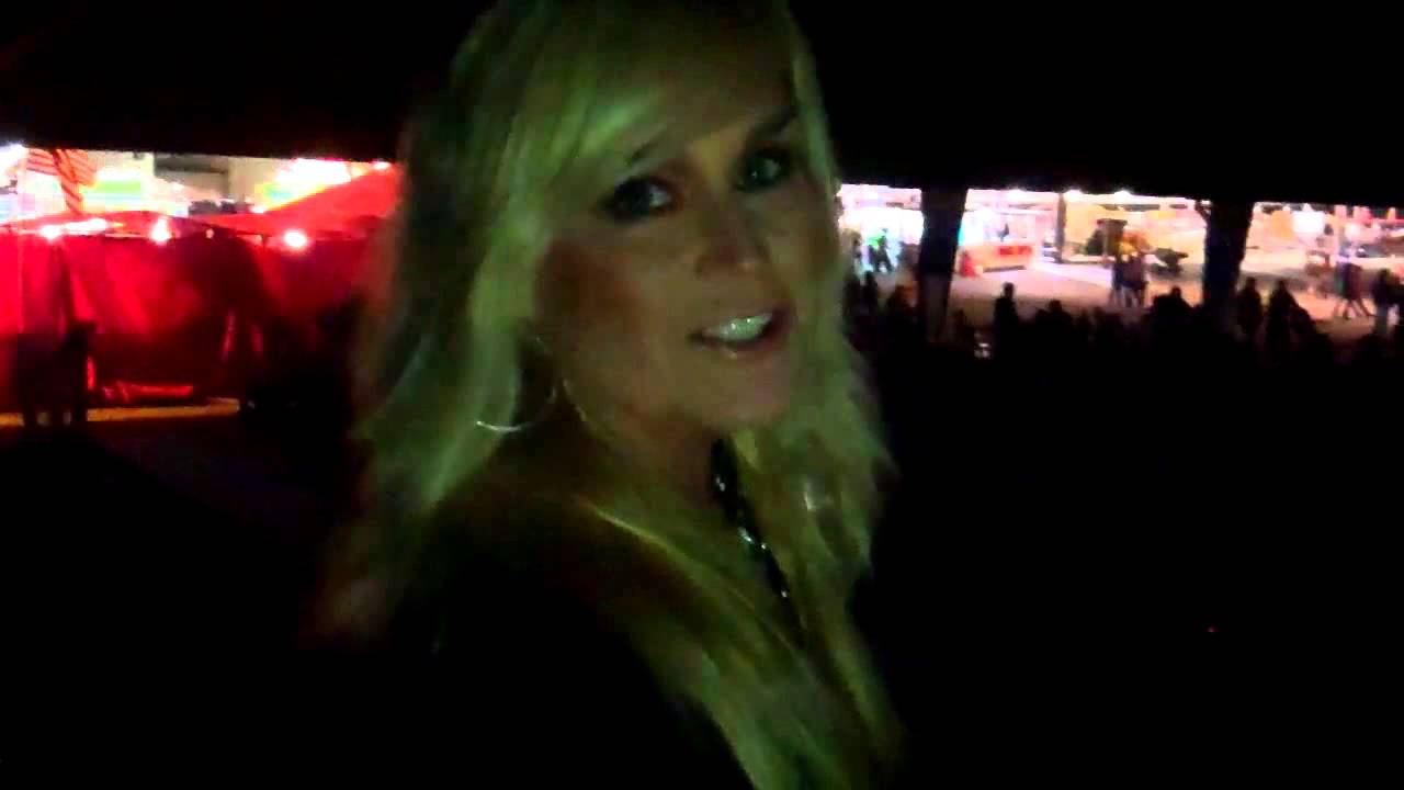 Lights out in Texas with Catherine Hickland Comedy Hypnosis!