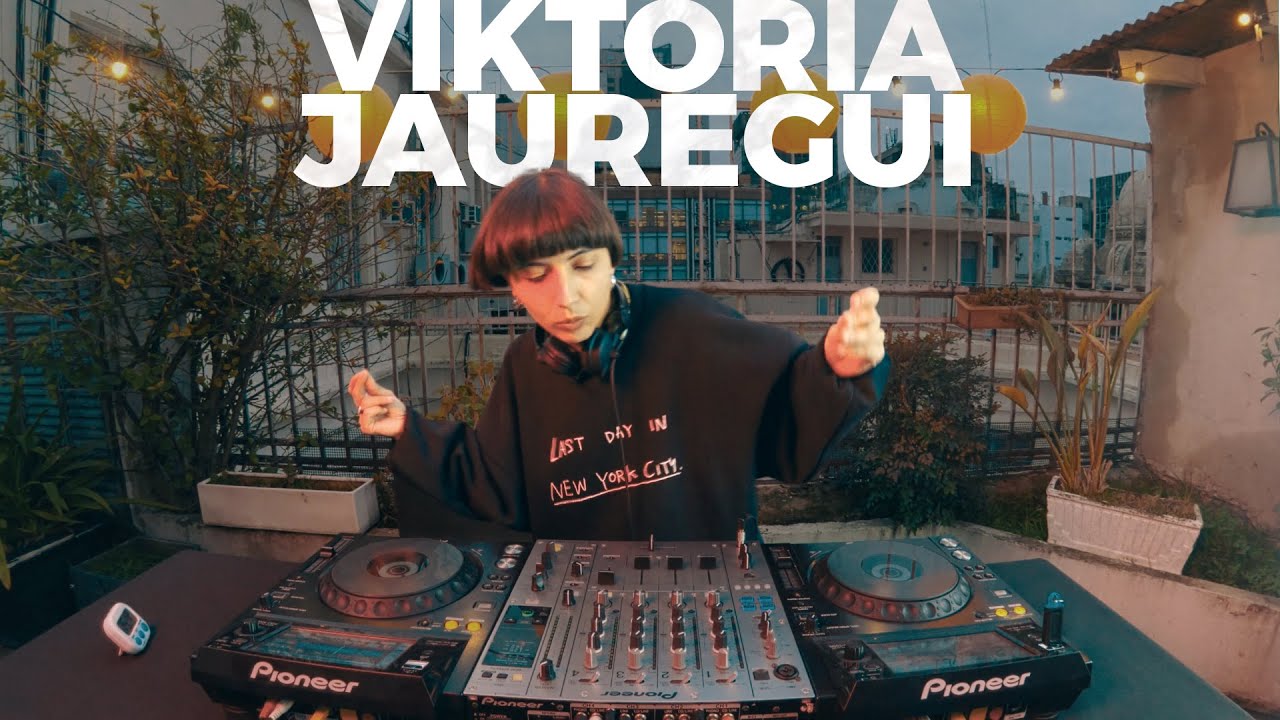 Viktoria Jauregui — Rooftop Session #48 — Gregoria [Indie Dance]