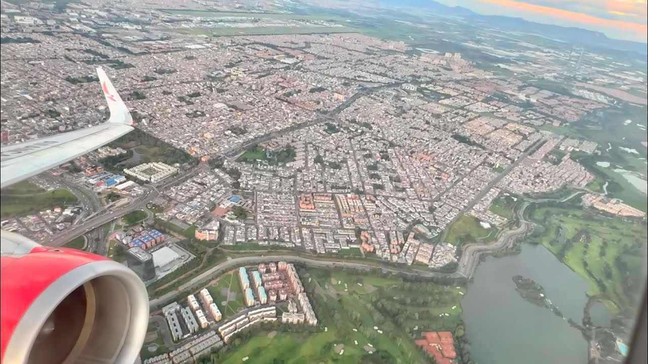 Avianca Airbus A320 despegando de Bogota El Dorado en Clase Ejecutiva