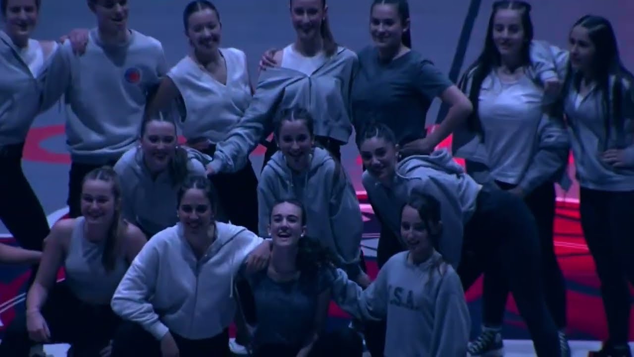 BAILE EN LA PREVIA DEL PARTIDO BASKONIA-BREOGÁN 30.04.23