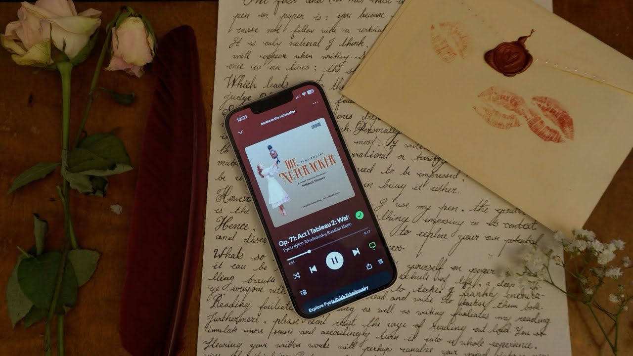 Shortfilm: 5 Reasons to Start Writing in a Diary.